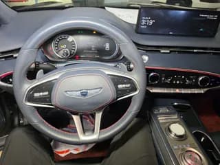 Салон Genesis GV70